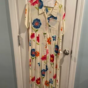 Oilily women’s flowy flowery dress